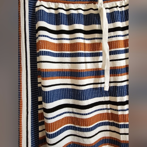 Max Studio Boho Navy and White Striped Maxi Skirt - Picture 3 of 8